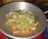 Foto langkah ke 4 dari resep Mie Tek Tek Sayur Ceker.