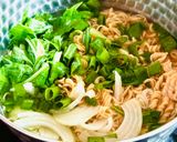 Hình bước làm 4 của món Mì Gói Nấu Cải Xanh Đuôi Phụng
