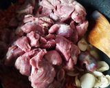 Foto del paso 2 de la receta: Mollejas de Pollo al Jugo con Puré