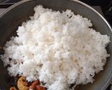 A picture of step 2 of Ginger garlic rice.
