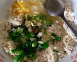 Foto langkah ke 1 dari resep Martabak Tahu Telur.