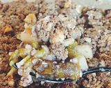 Une image de l'étape 6 de Crumble au sarrasin au noisettes concassées - Pommes & Reines Claude 🍏🍑.