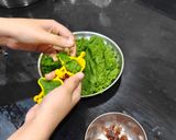 A picture of step 5 of Paan Gulkand Modak.