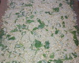 Foto del paso 3 de la receta: Suprema de merluza con crumble sobre cama de patata, puerro y salsa de coco