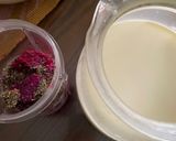 A picture of step 1 of Dragon fruit smoothie.