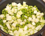 Gyors zöldséges rizseshús tojással recept fázis 4 fotója