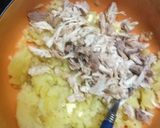A picture of step 2 of Chicken Potato Sandwich.