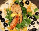 Hình bước làm 10 của món Cá Hồi sốt kem tươi và lá me non