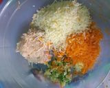 Foto langkah ke 1 dari resep Nugget ayam keju wortel.