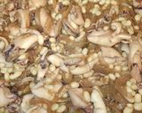 Foto del paso 6 de la receta: Calamarcitos en cebolla caramelizada y judías de Santa Pau
