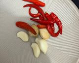 Foto langkah ke 2 dari resep Teri Bawang Pedas Gurih.