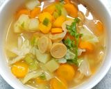 Foto langkah ke 4 dari resep Sayur Sop Sosis.