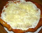 Kefires lángos recept fázis 6 fotója