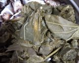 Foto langkah ke 1 dari resep Sayur daun singkong.