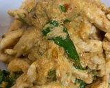 รูปขั้นตอนการทำที่ 5 ของ ไก่ผัดพริกเผานมสด