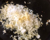 Foto del paso 2 de la receta: Fideuá de marisco