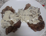 Foto del paso 5 de la receta: Chuletas de cerdo con salsa de champiñones
