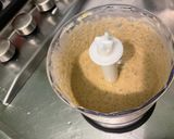 Une image de l'étape 9 de Sauce salade épicée à l'oignon rouge et persil.