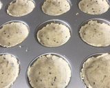 Foto del paso 2 de la receta: Mini quichés sin gluten de elote y queso / canastas de choclo y queso