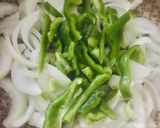 Foto del paso 1 de la receta: TARTA DE 🥒ZUCHINIS🥒 Y 🧀🧀QUESOS🧀 (en horno eléctrico)