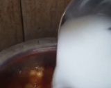 A picture of step 3 of Khathiawari Choley chat.
