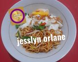 Foto langkah ke 6 dari resep Mie Goreng Pedas by Jesslyn Orlane.