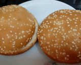 চিকেন বার্গার উইথ মাঞ্চুরিয়ান সুপ (Chicken Burger with Manchurian Soup recipe in Bengali) রেসিপির ধাপ 1 ছবি