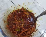 A picture of step 4 of Galangal pickle.