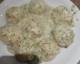 Foto del paso 9 de la receta: Ñoquis de papá rellenos, con salsa blanca y brócoli 🥦