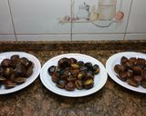 Foto del paso 1 de la receta Castañas asadas (al horno, en una sartén y al microondas)