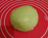 Foto langkah ke 2 dari resep Roti Sobek Pandan.