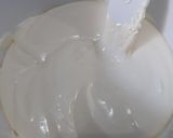 Foto langkah ke 4 dari resep Bolu Kukus Karakter (Strawberry).
