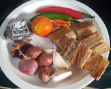 Foto langkah ke 1 dari resep Ikan Asin Telang Asam Manis.