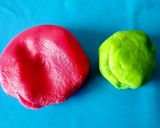 A picture of step 3 of Red Rose Valentine Sweet.