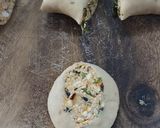 A picture of step 4 of Paneer Pinwheel.