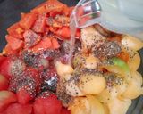 Foto langkah ke 2 dari resep Koktail Buah Jeniper.