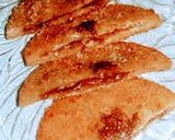 A picture of step 5 of Nutella Bread Pockets.