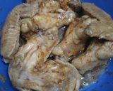 Foto langkah ke 1 dari resep Sayap saos mentega.