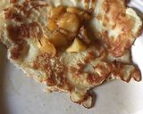 A picture of step 3 of Apple crêpes🥠🍎.