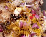 A picture of step 1 of Dambun Kaza(Chicken flakes).
