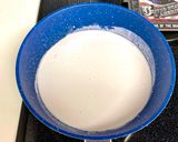A picture of step 3 of Frozen Piña Colada.
