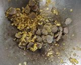 Foto langkah ke 2 dari resep Mie Kuning Basah Goreng.