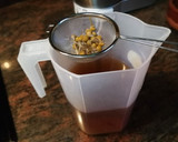 Foto del paso 4 de la receta: Licor de flores de manzanilla bio
