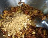 A picture of step 6 of Kantola besan sabji.