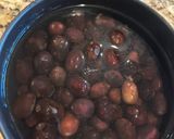 Hình bước làm 3 của món Olive ngâm muối và củ cải tím ngâm mắm