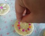 Foto del paso 7 de la receta: Galletas con flores y aroma a limón