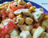 Foto del paso 7 de la receta: Ensalada de garbanzos con pollo y mayonesa al pimentón