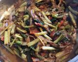 Une image de l'étape 9 de Choy sum sauté oignon ail et tomates.