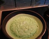 Foto langkah ke 2 dari resep Martabak Pandan Lipat.