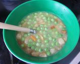 Foto del paso 7 de la receta: Tortilla cuadrada de tupinamba, zanahoria y guisantes